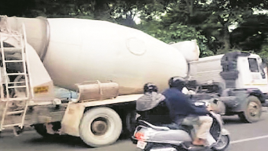 800 trucks seized every month