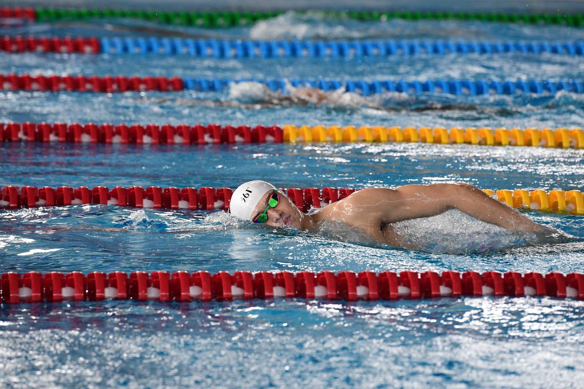 Olympic champions vie for gold in pool