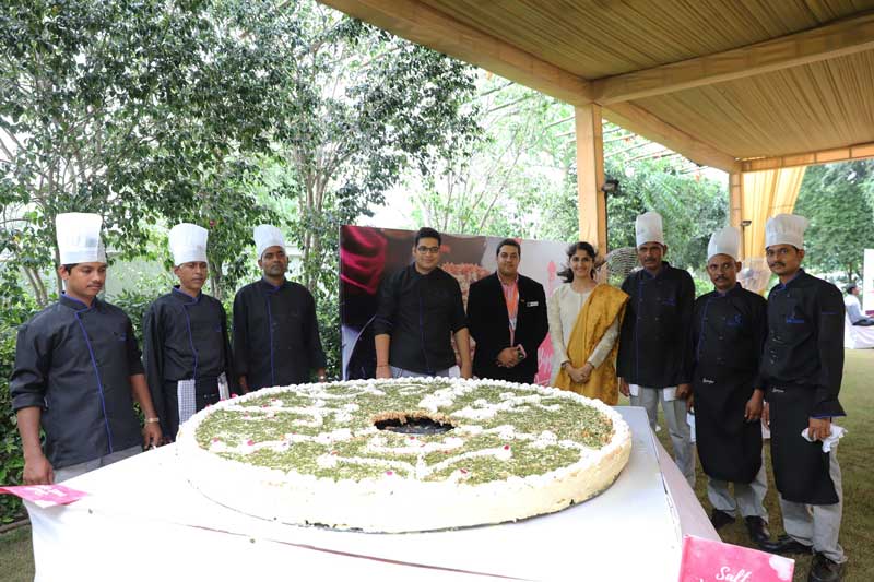 Jaipur caterers make Asia Record for largest 'Ghewar'