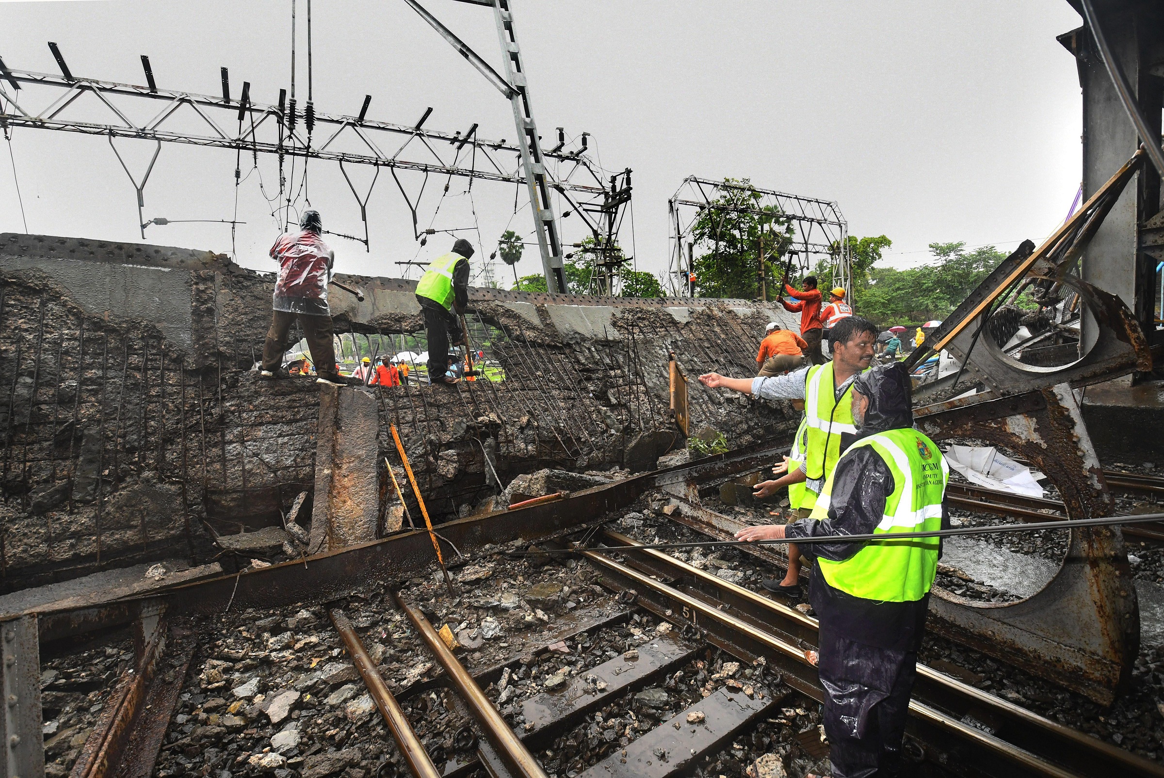 Railways to conduct third party audit of its bridges