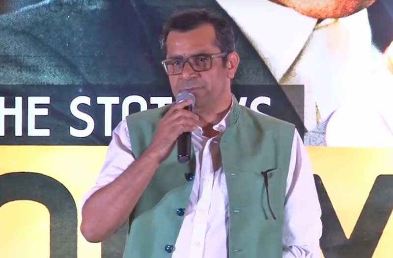 Understand, respect Aamir's decision: Subhash Kapoor