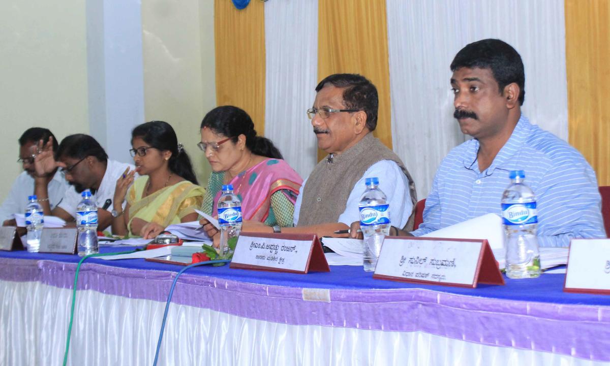 Distribute sites immediately, says Bopaiah