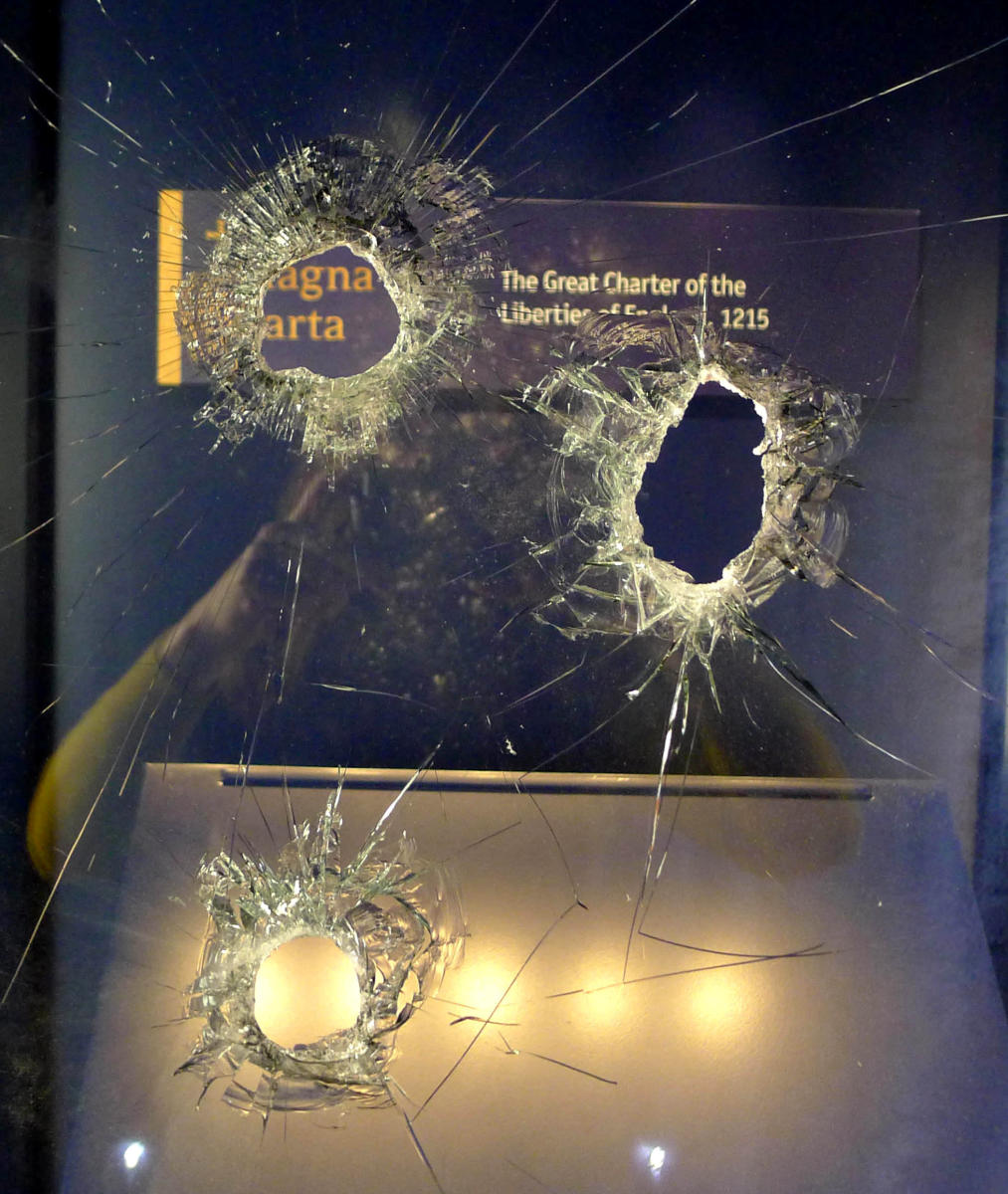 UK: Man arrested for trying to loot Magna Carta