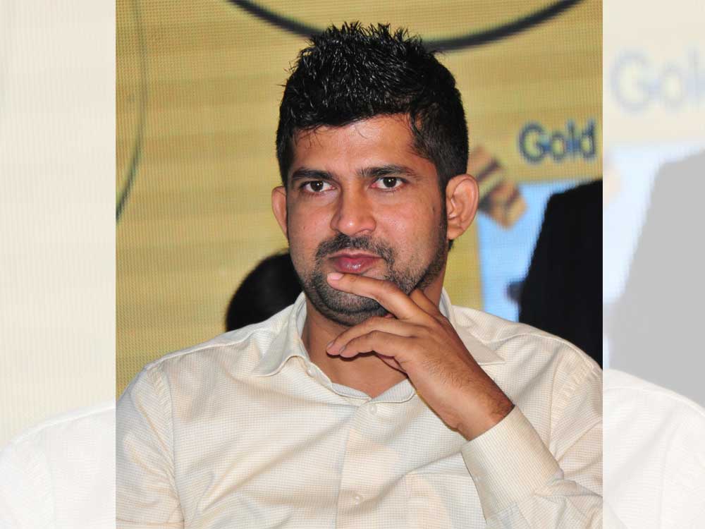 Inconsolable Pratap Simha remembers Ananth Kumar