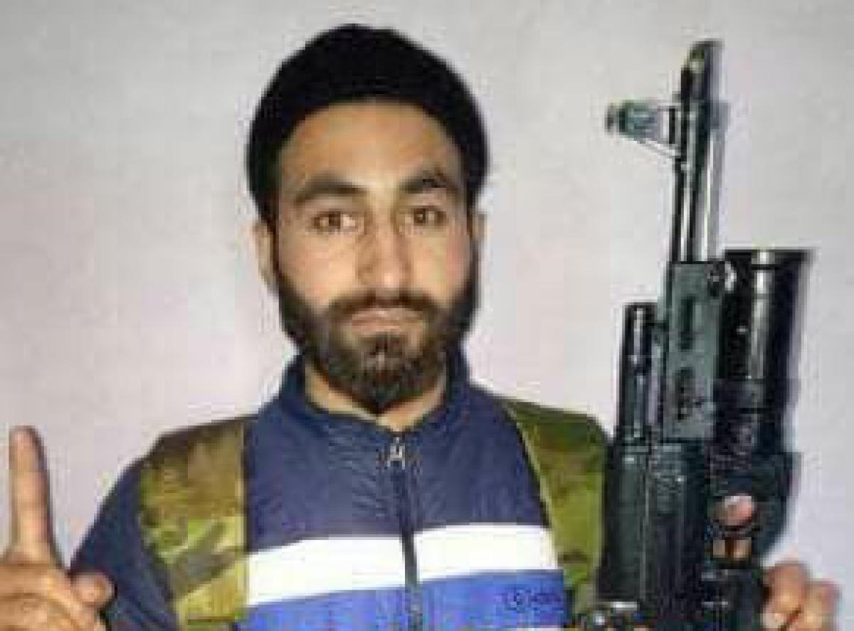 Day after Mannan’s killing, Kashmir tense