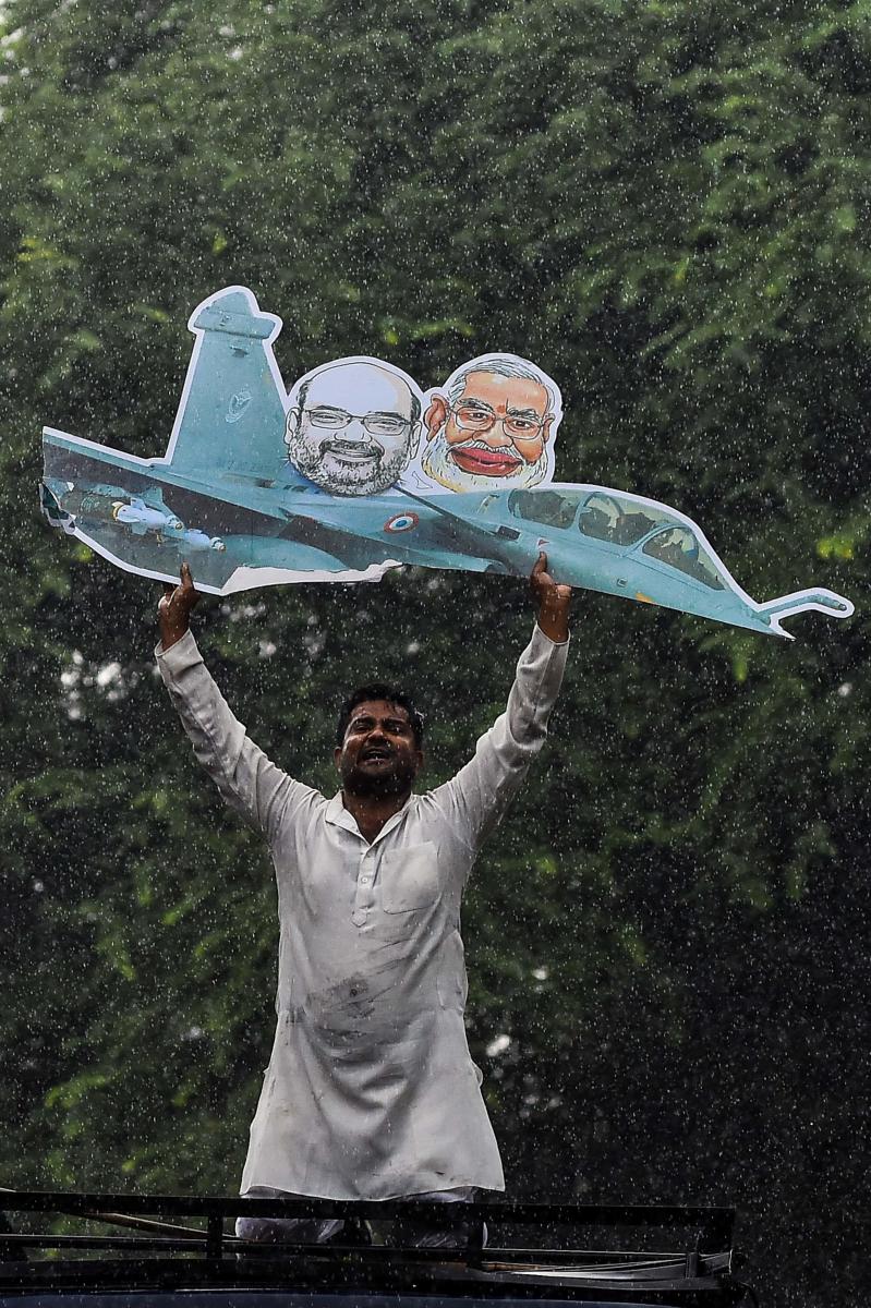 Rafale deal: Answer, don’t abuse