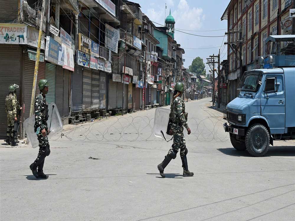Strike disrupts normal life in Kashmir