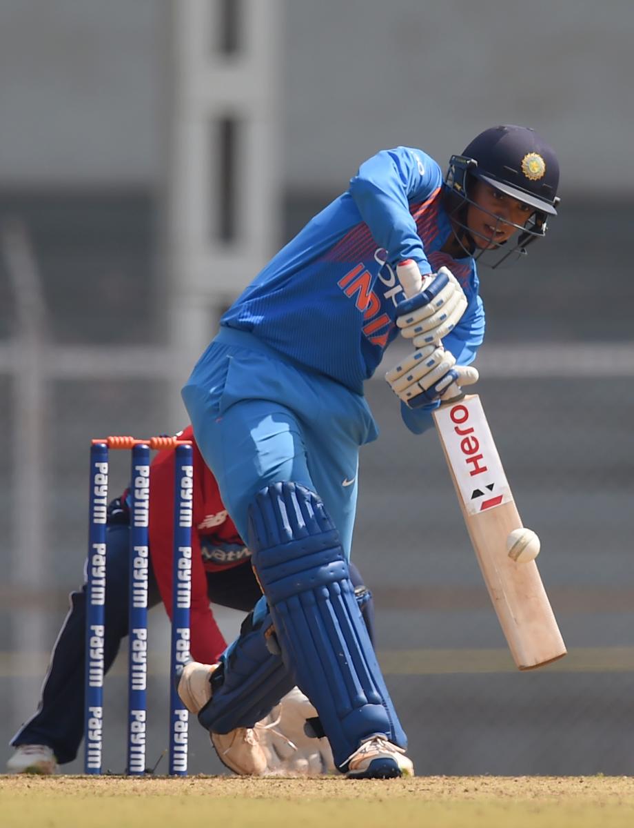 Indian women aim for maiden crown