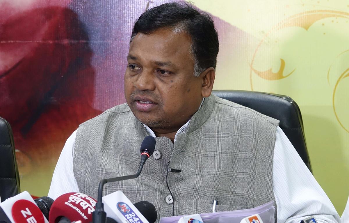 Uike explains why he left Congress