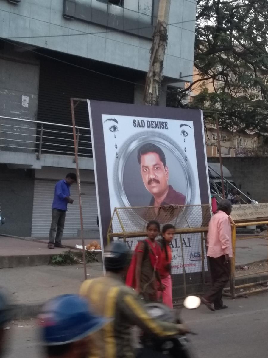 Flexes, banners flaunt pic of ex-corporator