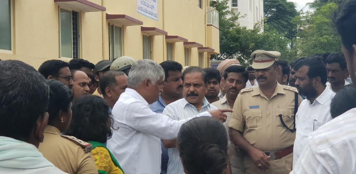 Officials told to vacate private hotel on MIMS premises