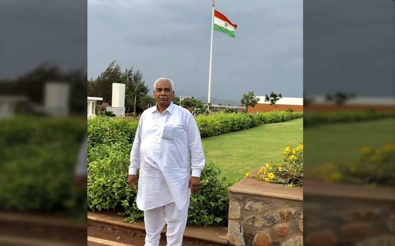 Dangal movie real life hero takes plunge into politics