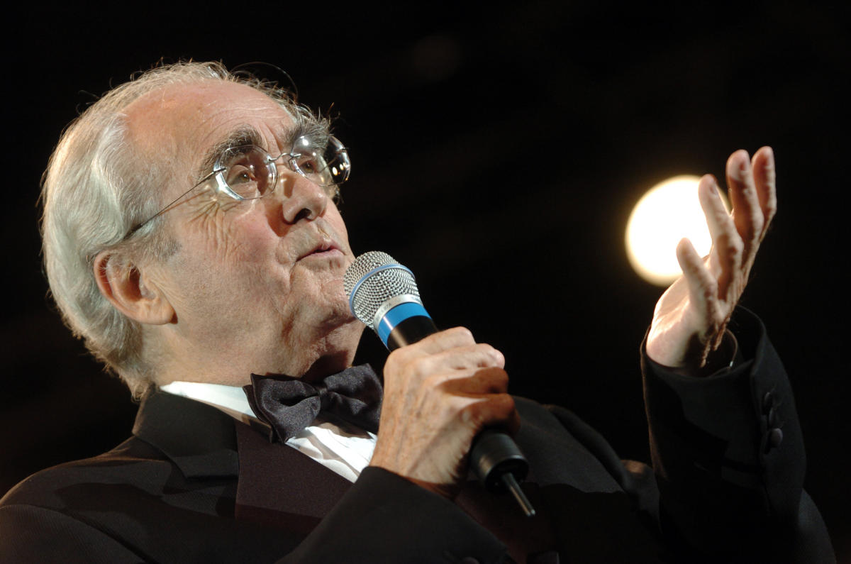French Oscar-winning composer Michel Legrand dies at 86