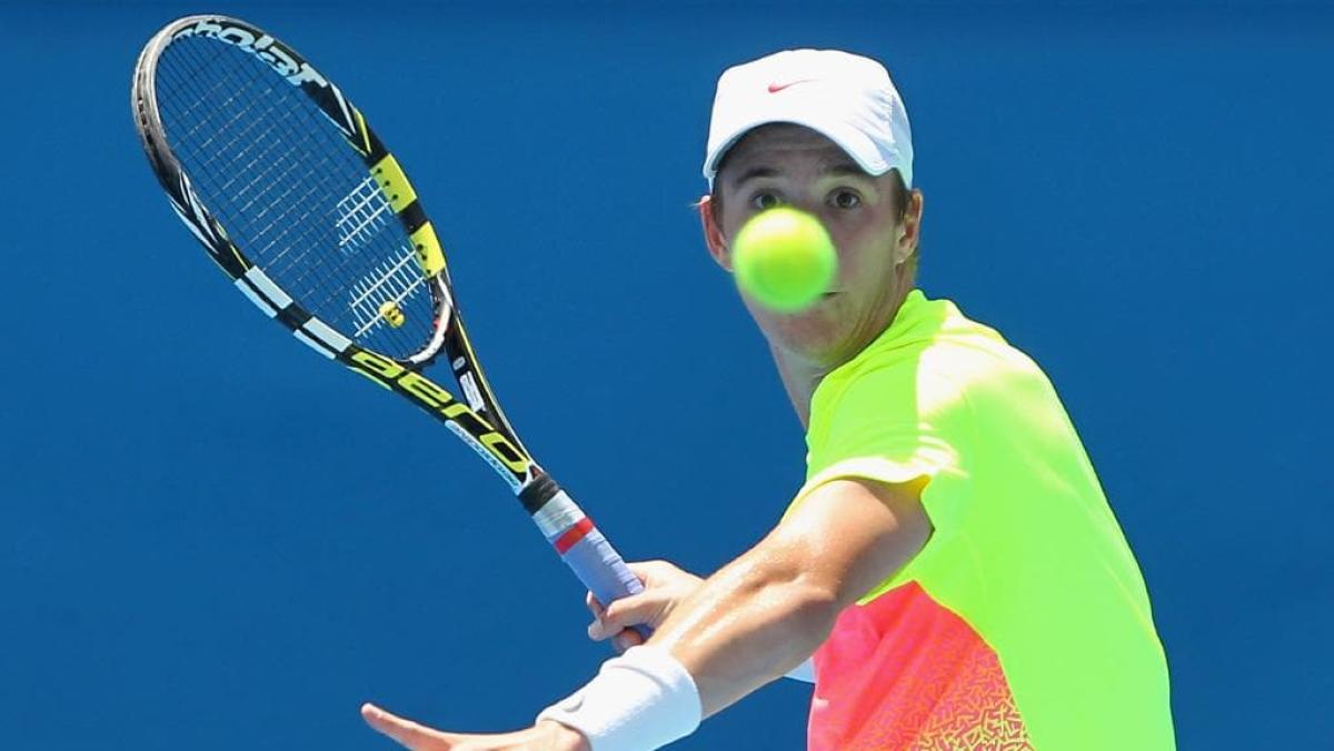 Unseeded Harris shocks Prajnesh