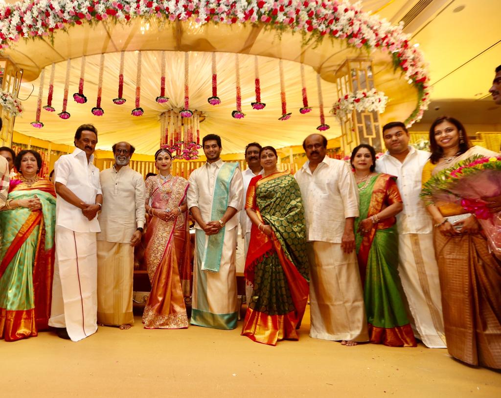 Soundarya ties the knot with Vishagan