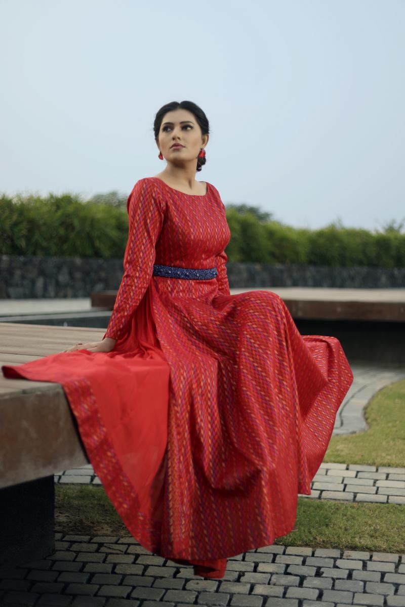 Nail your wedding look!