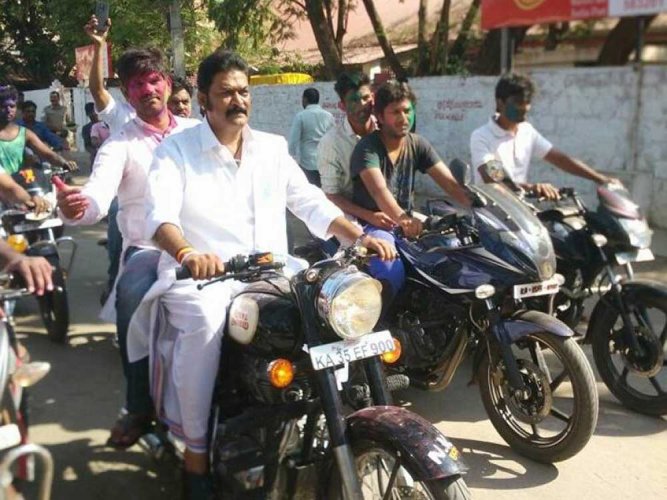 After one month on run, Kampli MLA Ganesh arrested