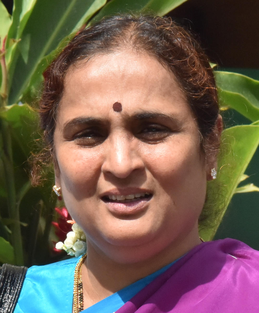 BSP offers ticket to ex-chief secy Ratna Prabha