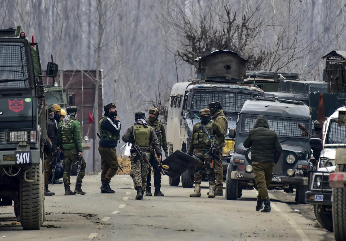 Convoy movement in J&K; Ambulances won't be stopped