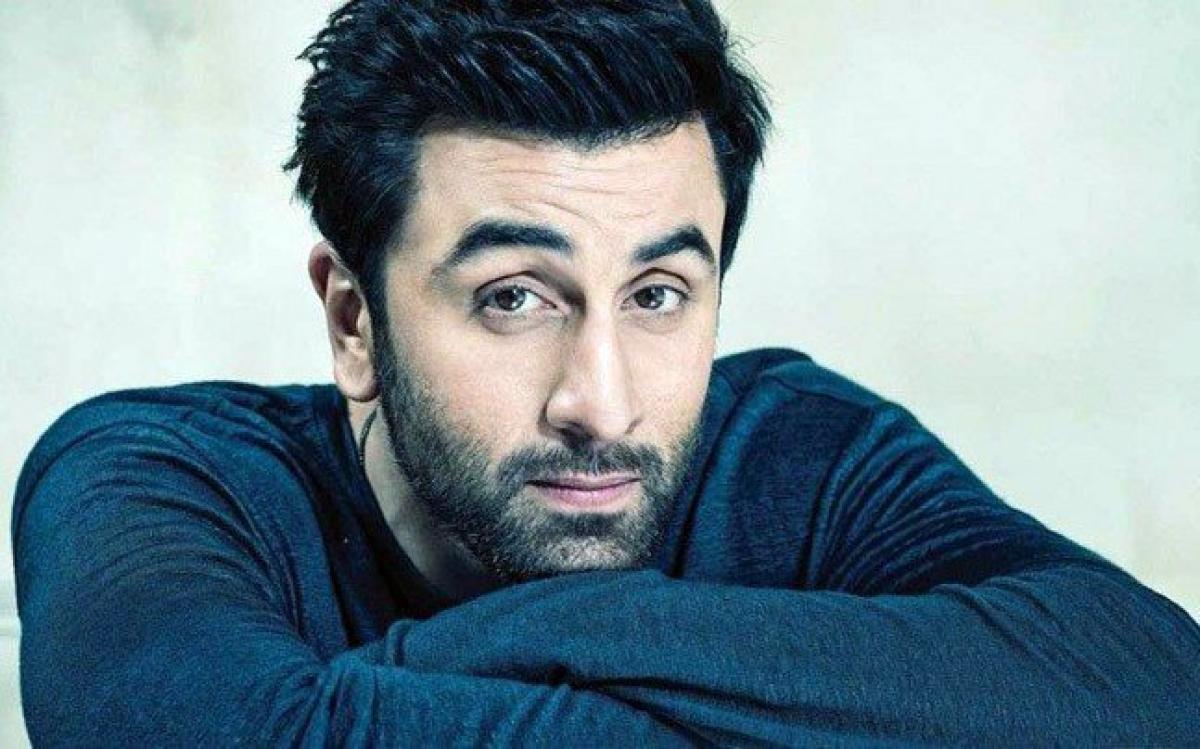 Father is doing well: Ranbir on Rishi Kapoor's health