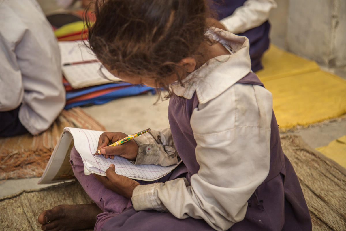 Ballari, B'luru South have more kids out of school