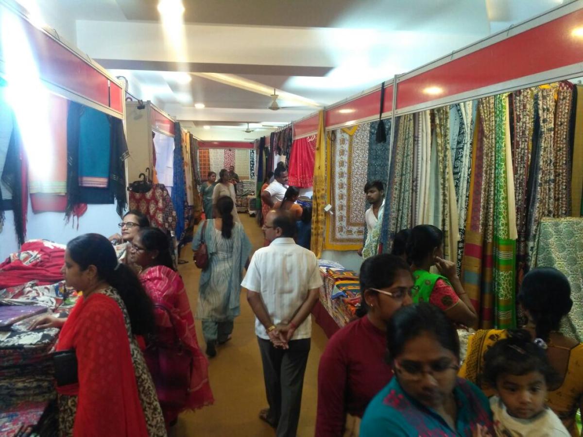Kala silk expo in Chikkamagaluru