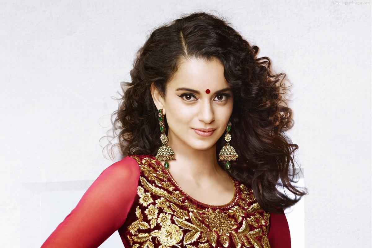 Kangana leaves Anurag Basu's 'Imali'