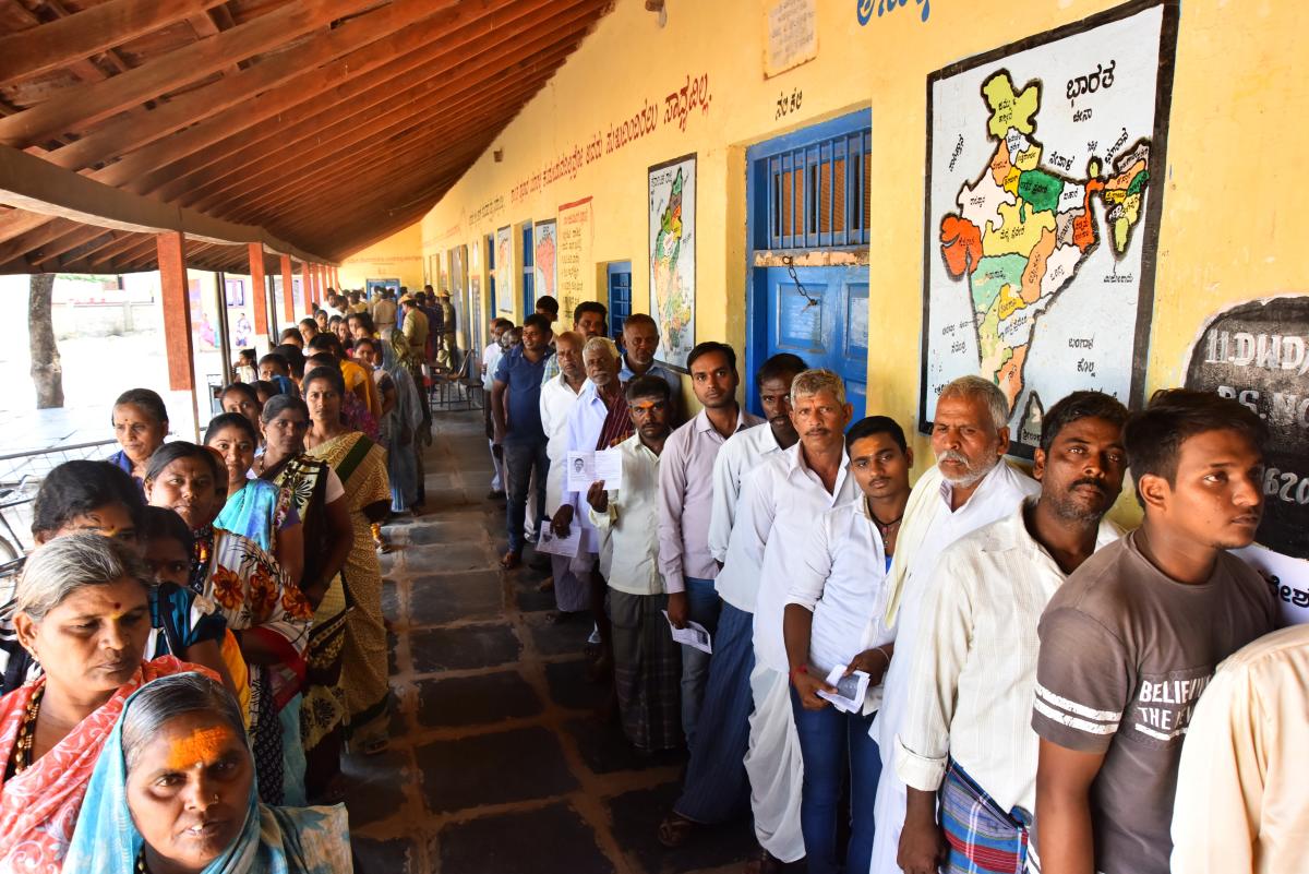 N-K voters brave scorching heat to come, vote 