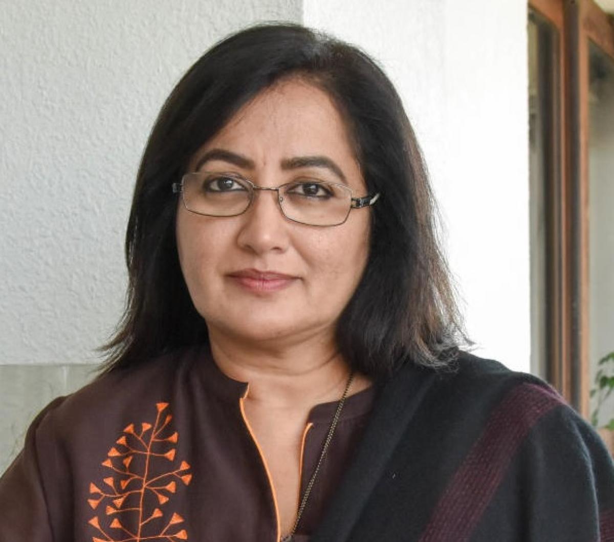 Cong rebels seen at Sumalatha's dinner meeting