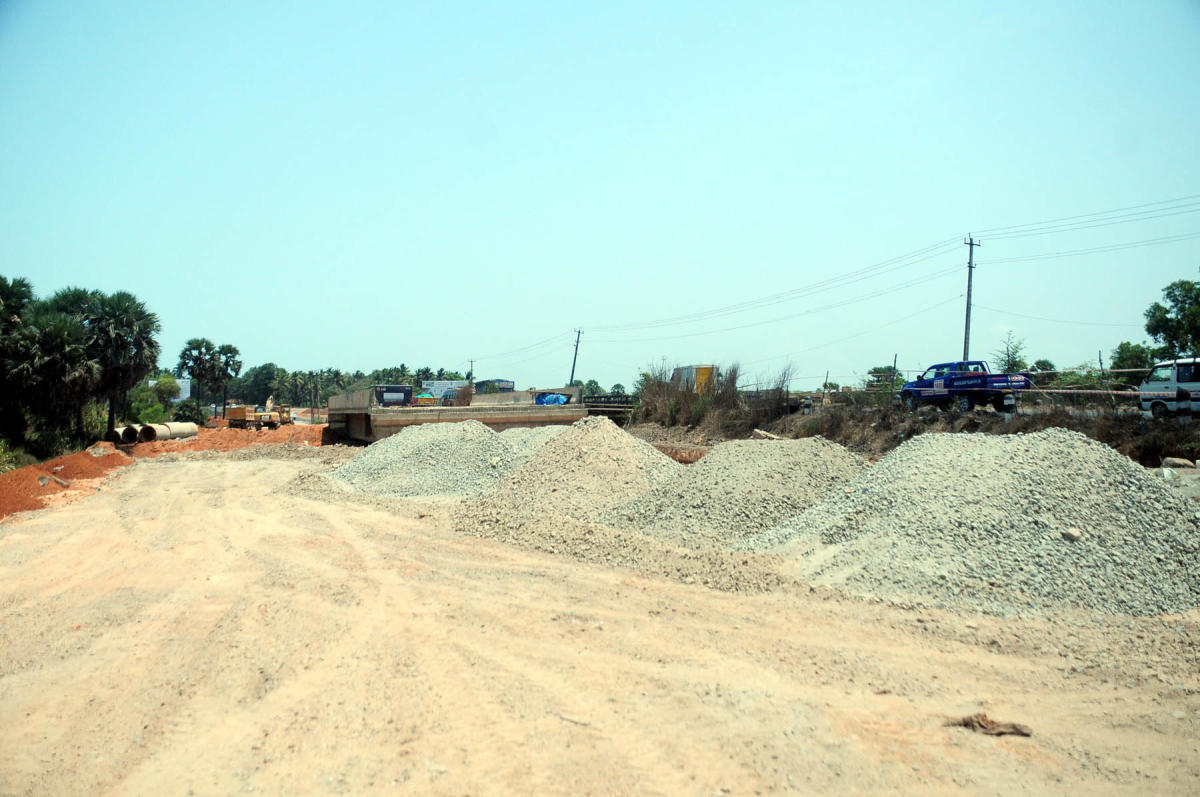 Bridge work at Yermal Kalsanka hangs in balance