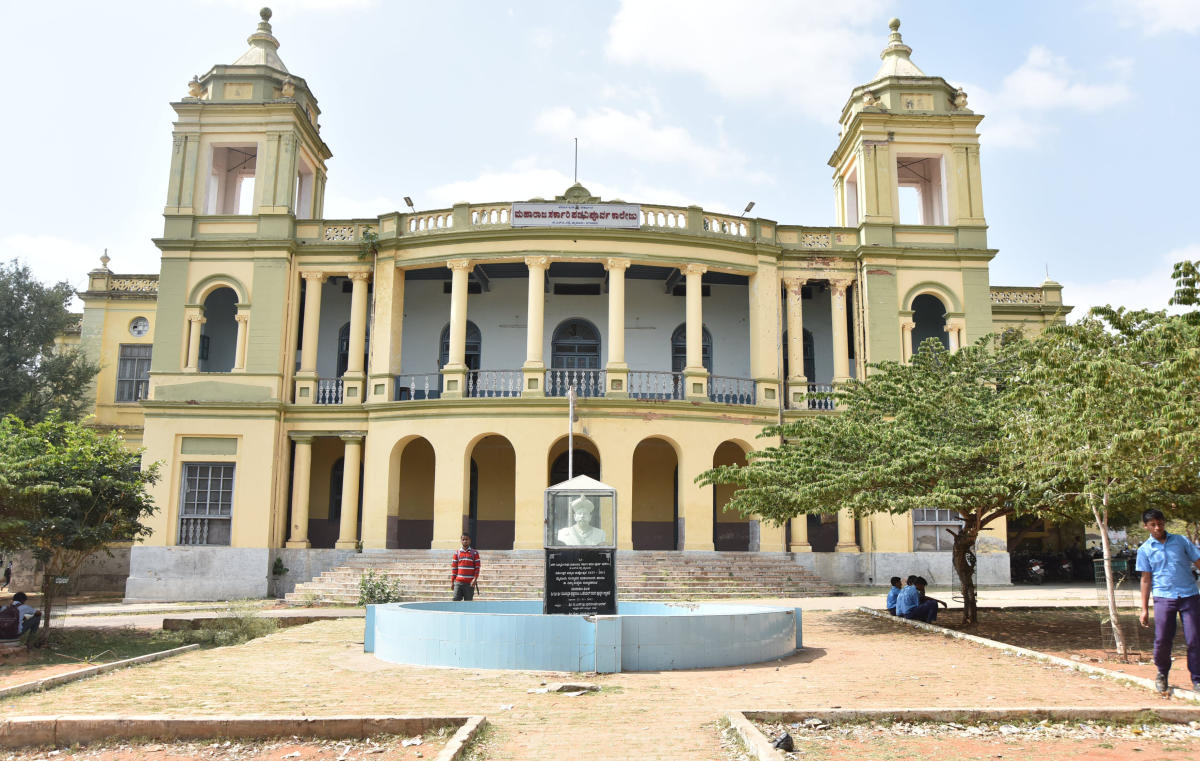 'Parents should admit wards to Maharaja’s H S'