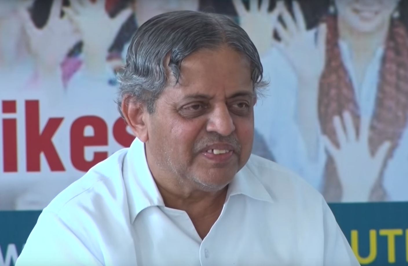 PM’s guru leads drive to include yoga in Britain