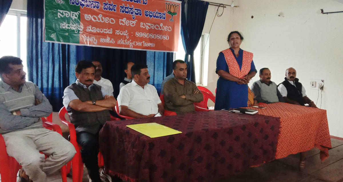 MLAs’ resignation a drama: Tejaswini