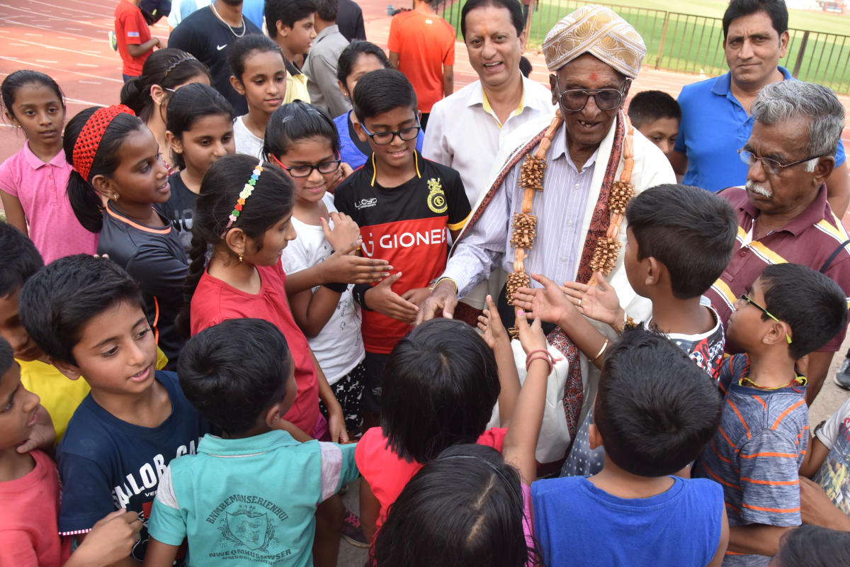 Legendary coach passes away