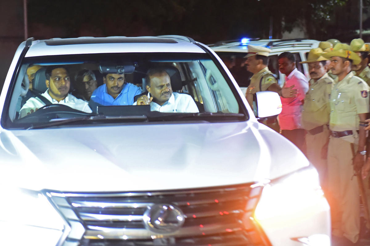 Govt safe, HDK tells party MLAs