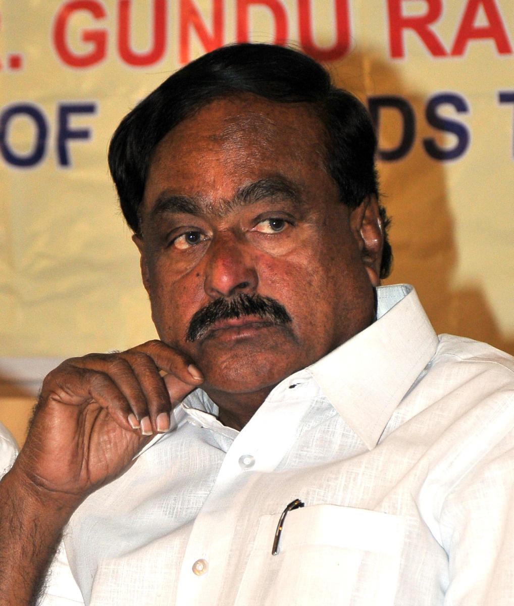 Cash-for-defection: Gowda’s deja vu moment in 36 years 