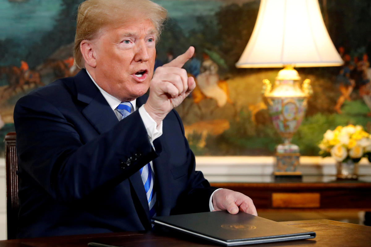 Trump warns countries against doing business with Iran