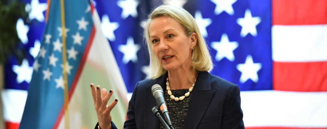 Senior US diplomat arrives in Pak, may discuss Kashmir
