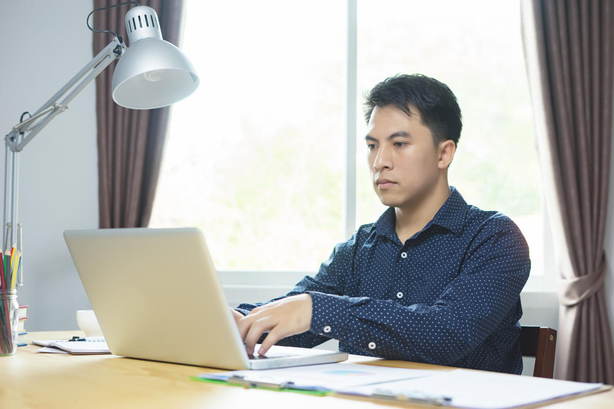 E-learning helps balance study and work