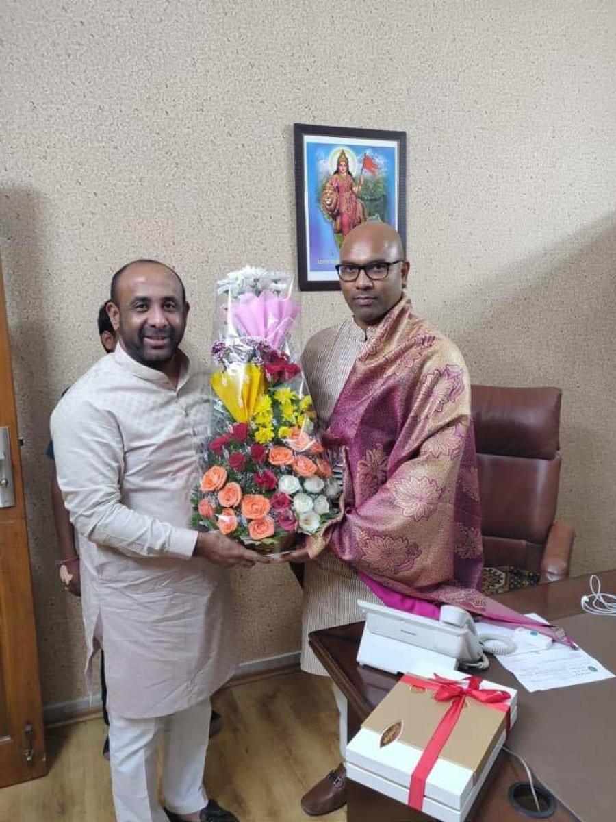 TRS MLA Shakil keen on joining BJP at Amit Shah meet