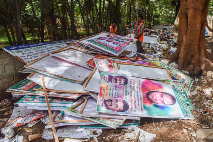 Erecting banners a perennial problem in Tamil Nadu