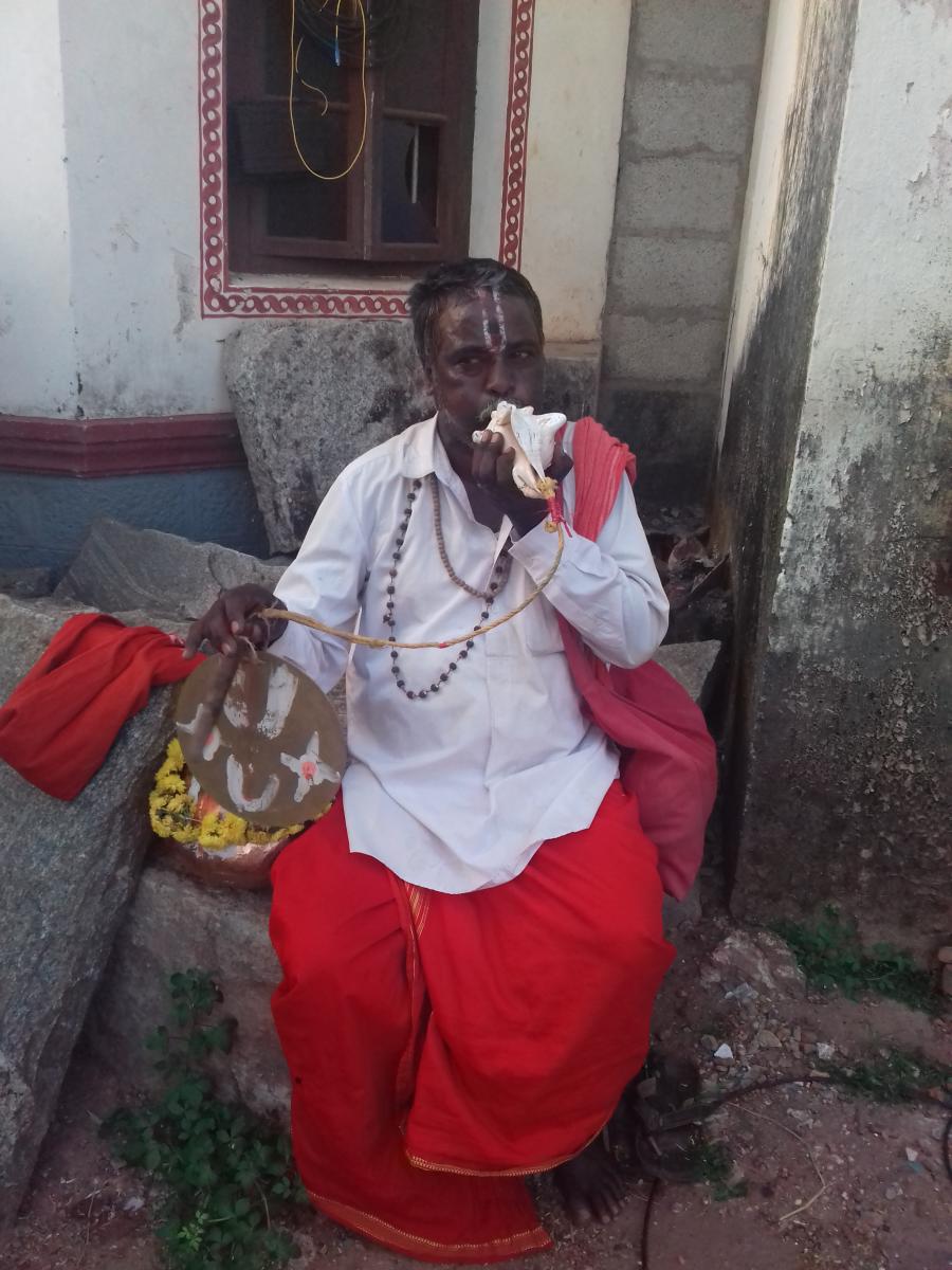 The roving mendicant