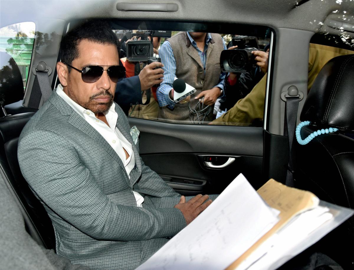ED seeks custodial interrogation of Robert Vadra