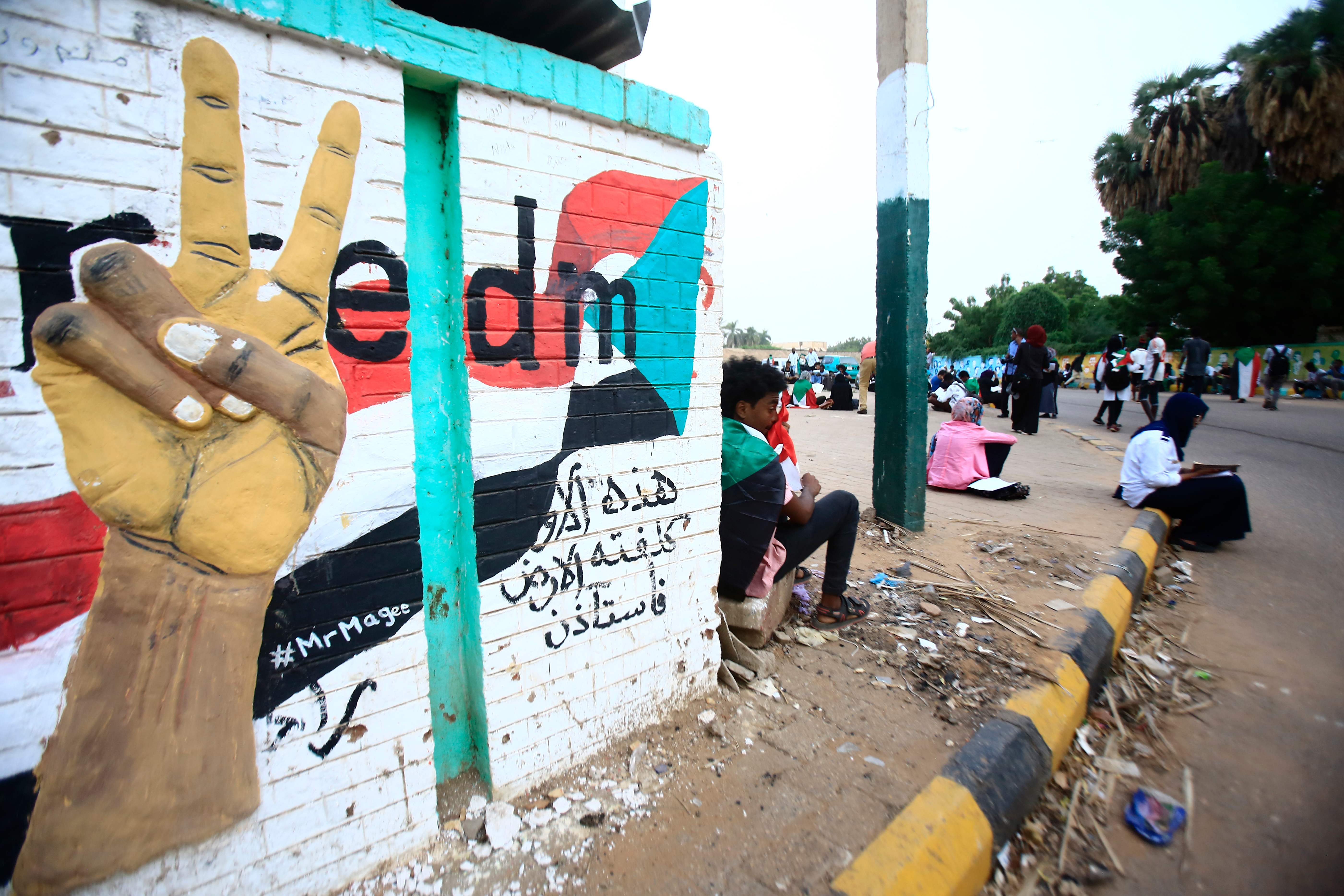 Sudan peace talks resume after deadlock