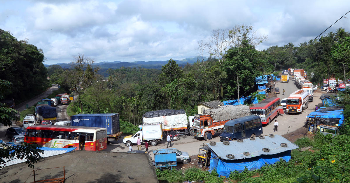 Traffic hit for 8 hours on Mangaluru-Bengaluru highway