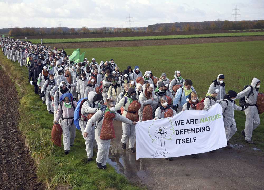 Civil disobedience and climate change