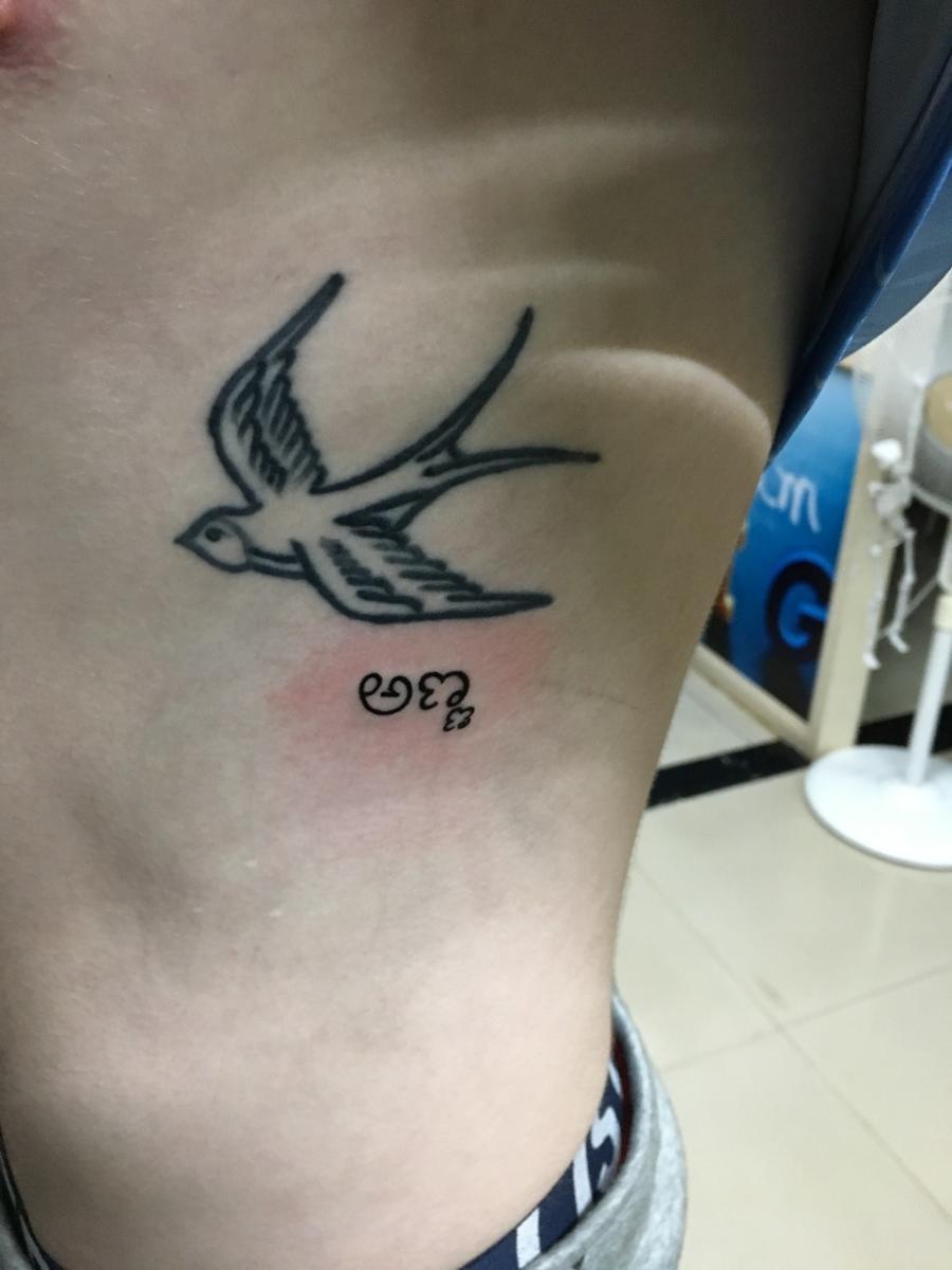 Kannada leaves imprint on these foreigners, literally