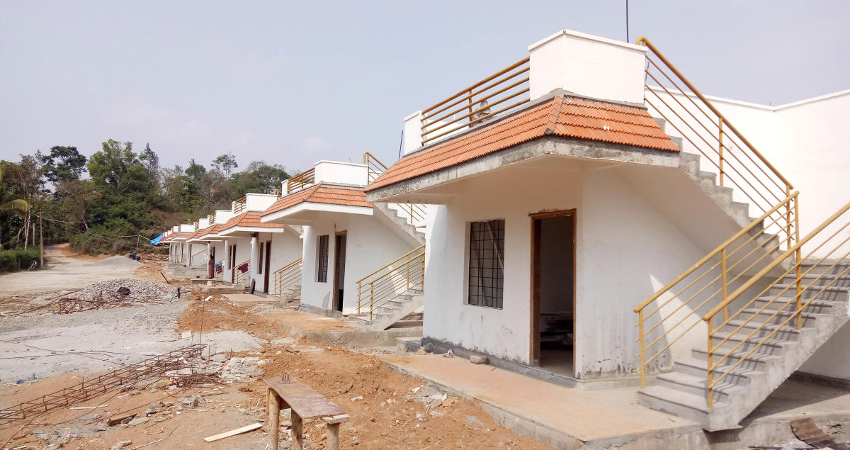 35 flood affected get houses