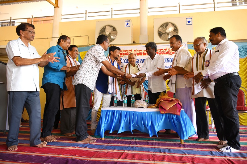 ‘Yakshagana Kalaranga Prashasthi’ for 17 artistes