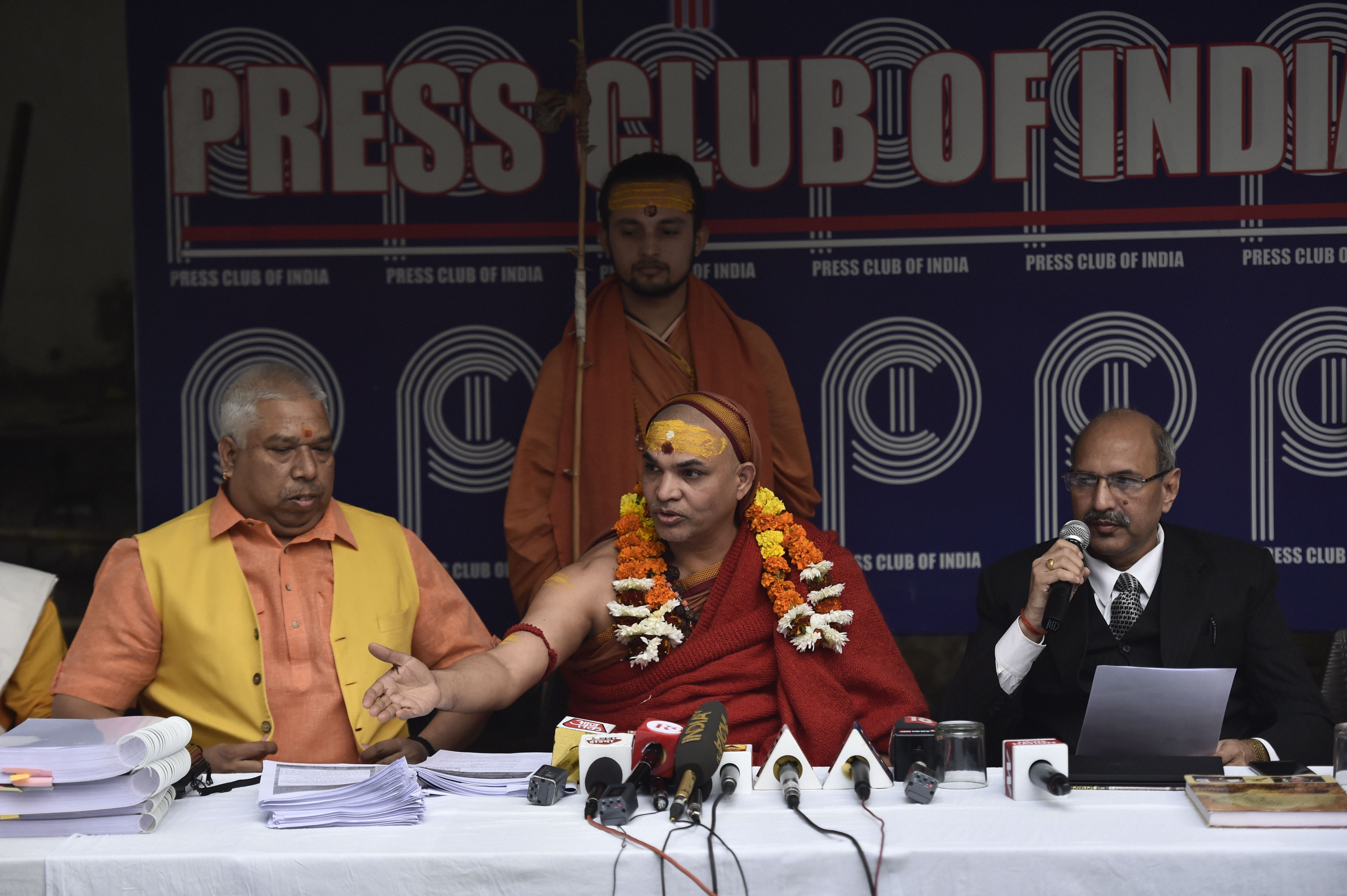 Hindu Seers' tussle for Ram Temple trust turns ugly
